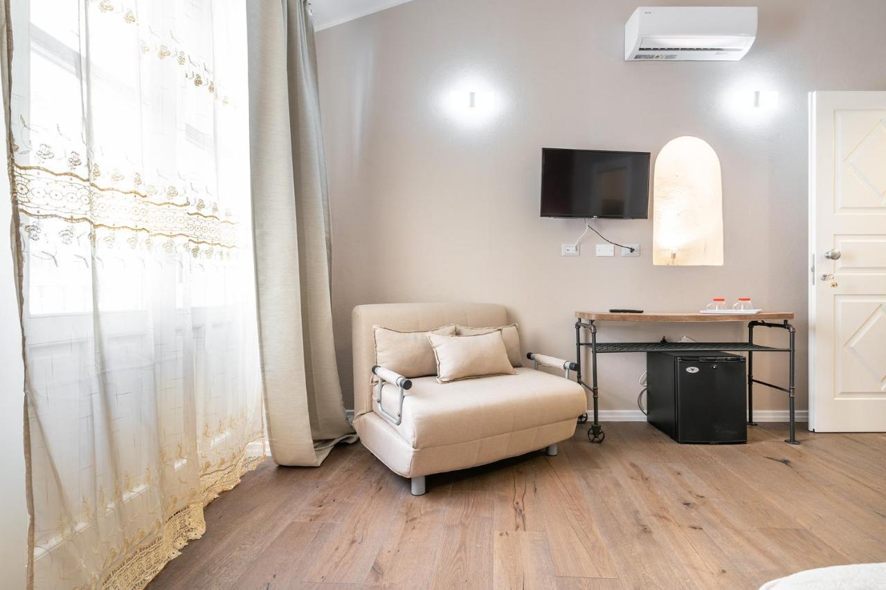 Promenade Boutique Rooms - City Centre Cagliari Exteriör bild