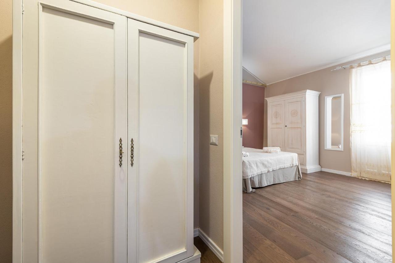 Promenade Boutique Rooms - City Centre Cagliari Exteriör bild