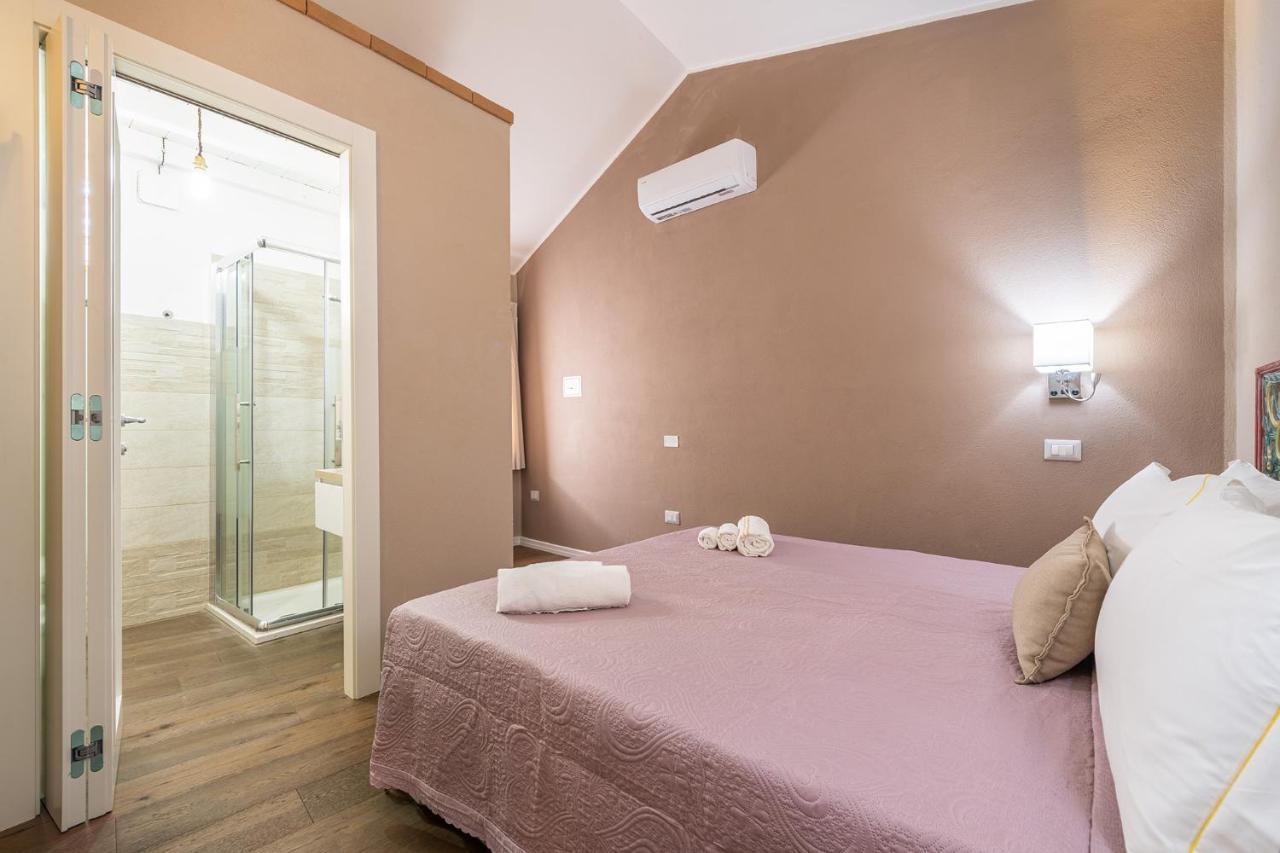 Promenade Boutique Rooms - City Centre Cagliari Exteriör bild